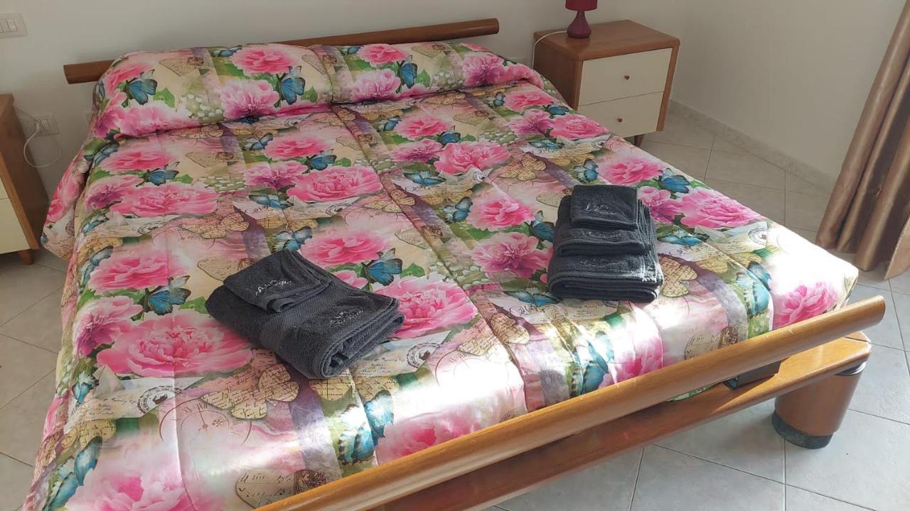 Casa Giorgia Cagliari Camera Экстерьер фото